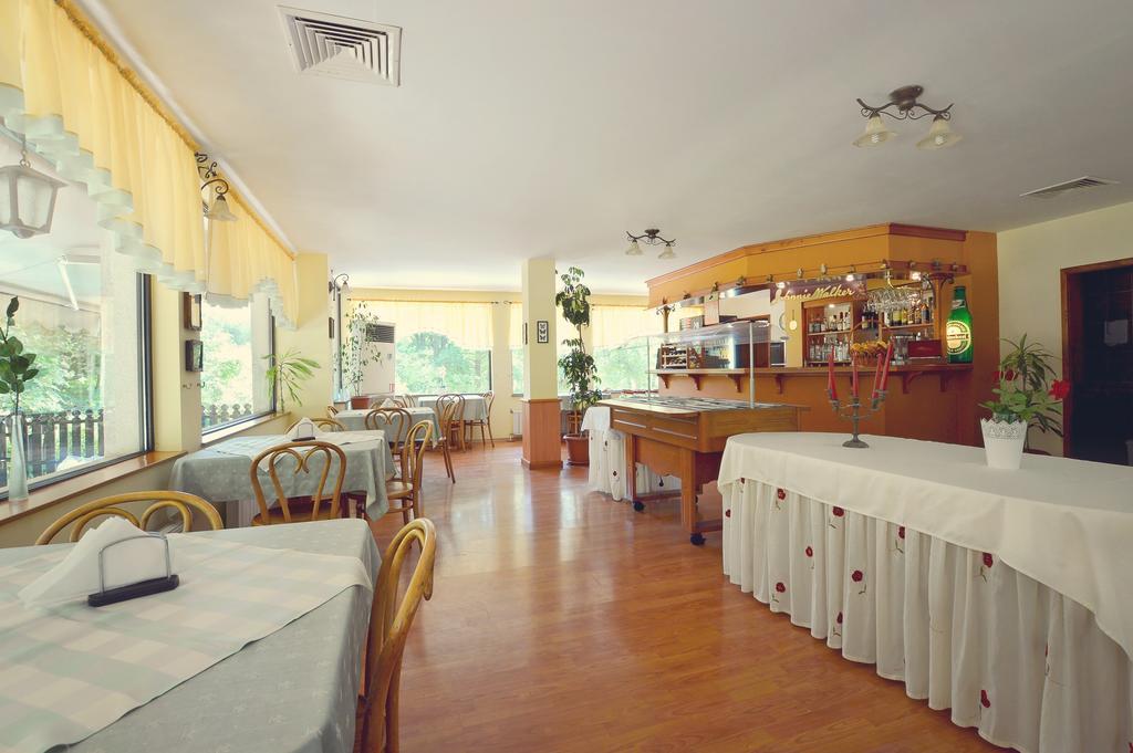 Family Hotel Fenerite Габрово Экстерьер фото