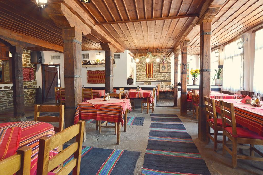 Family Hotel Fenerite Габрово Экстерьер фото