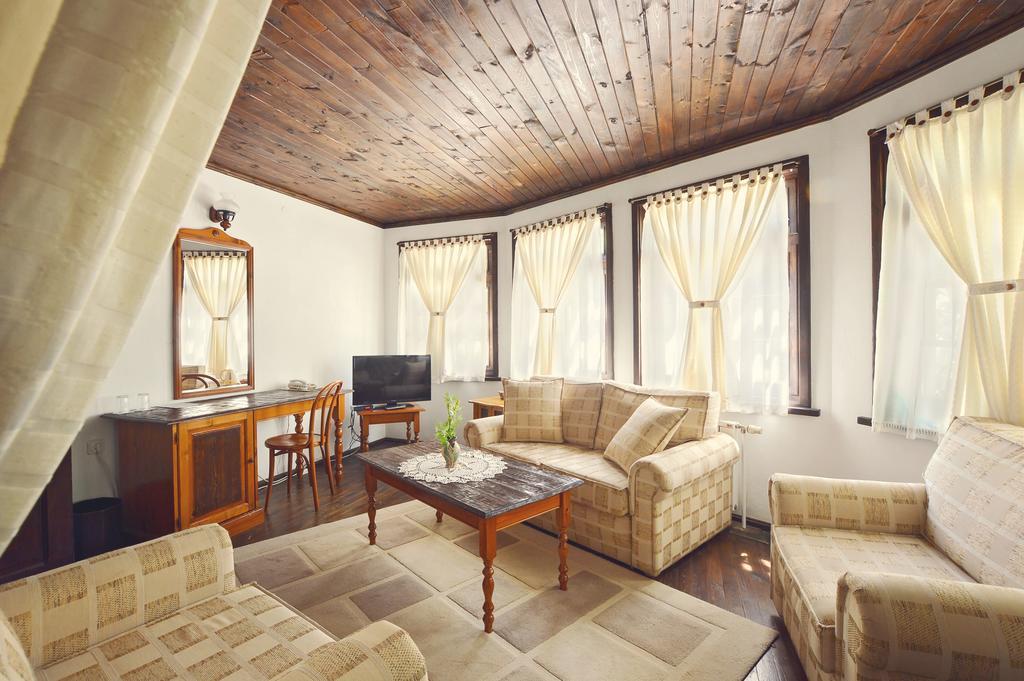 Family Hotel Fenerite Габрово Экстерьер фото