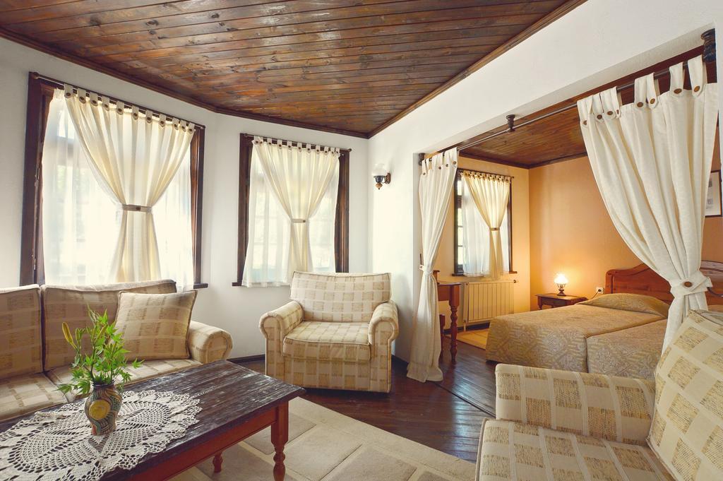 Family Hotel Fenerite Габрово Экстерьер фото