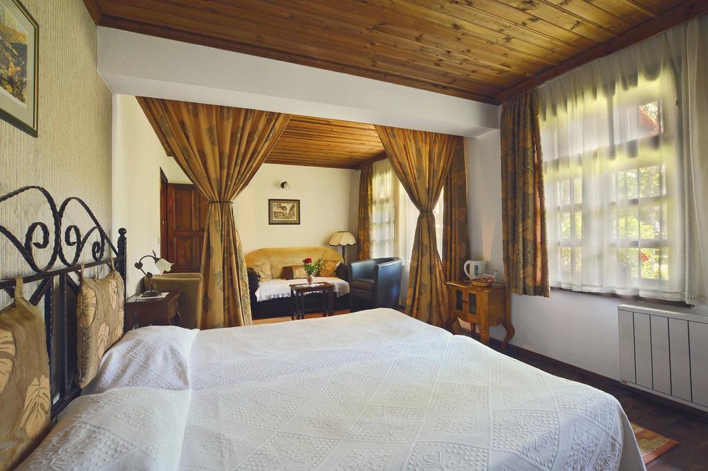 Family Hotel Fenerite Габрово Экстерьер фото