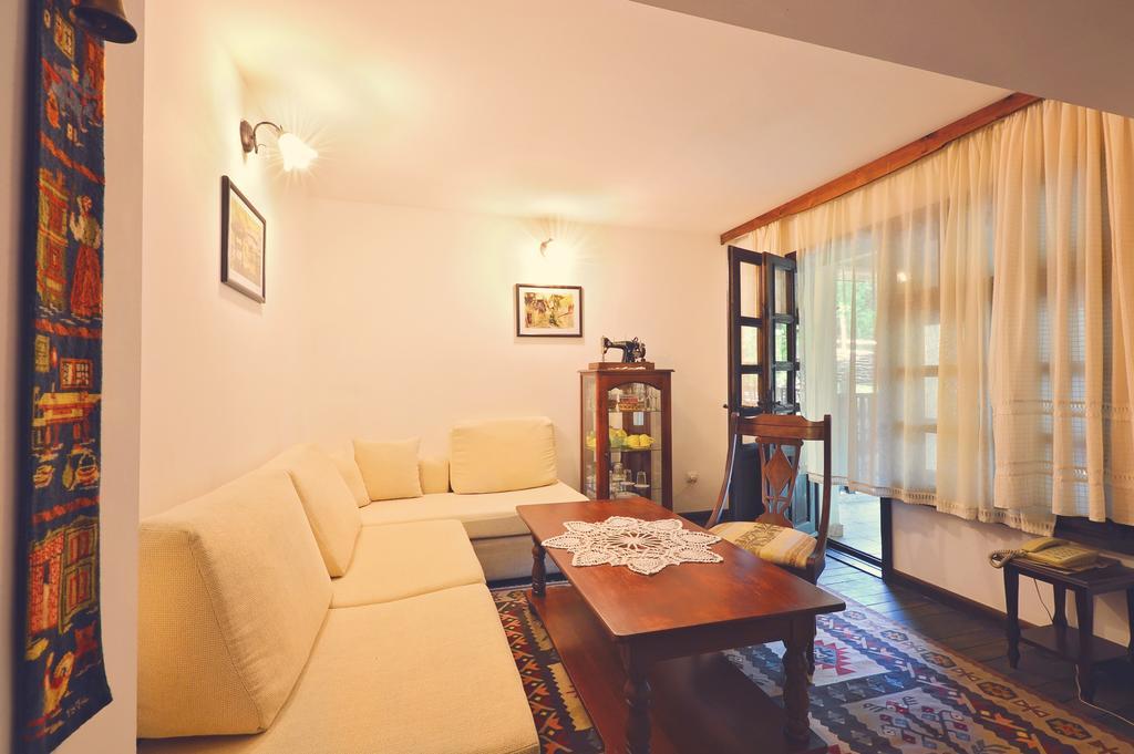 Family Hotel Fenerite Габрово Экстерьер фото